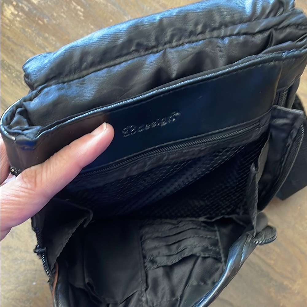 Black Leather Crossbody Bag - Picture 5 of 7